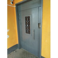Новые подъездные двери г.Томск, Зональная Станция,  Королева,2а