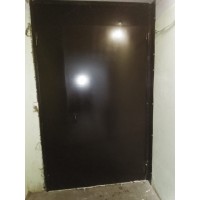 Новая металлическая тамбурная дверь по ул.Новосибирской, 31